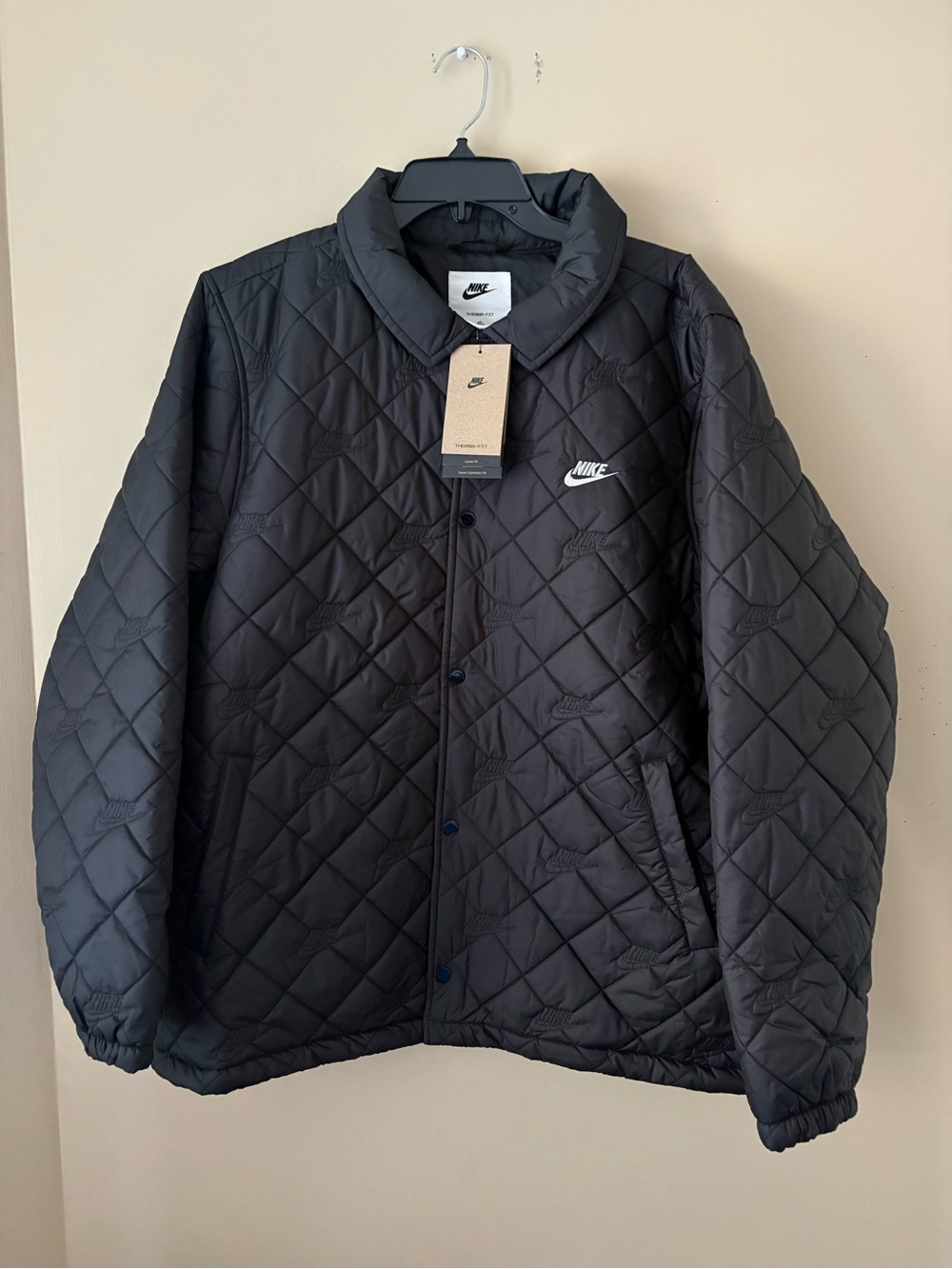 NIKE THERMA-FIT QUILTED INSULATED SNAP FRONT MENS JACKET BLACK SZ. L NEW